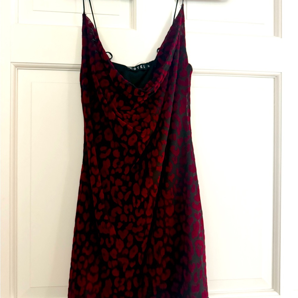 Motel mini dress- velvet red and black cheetah